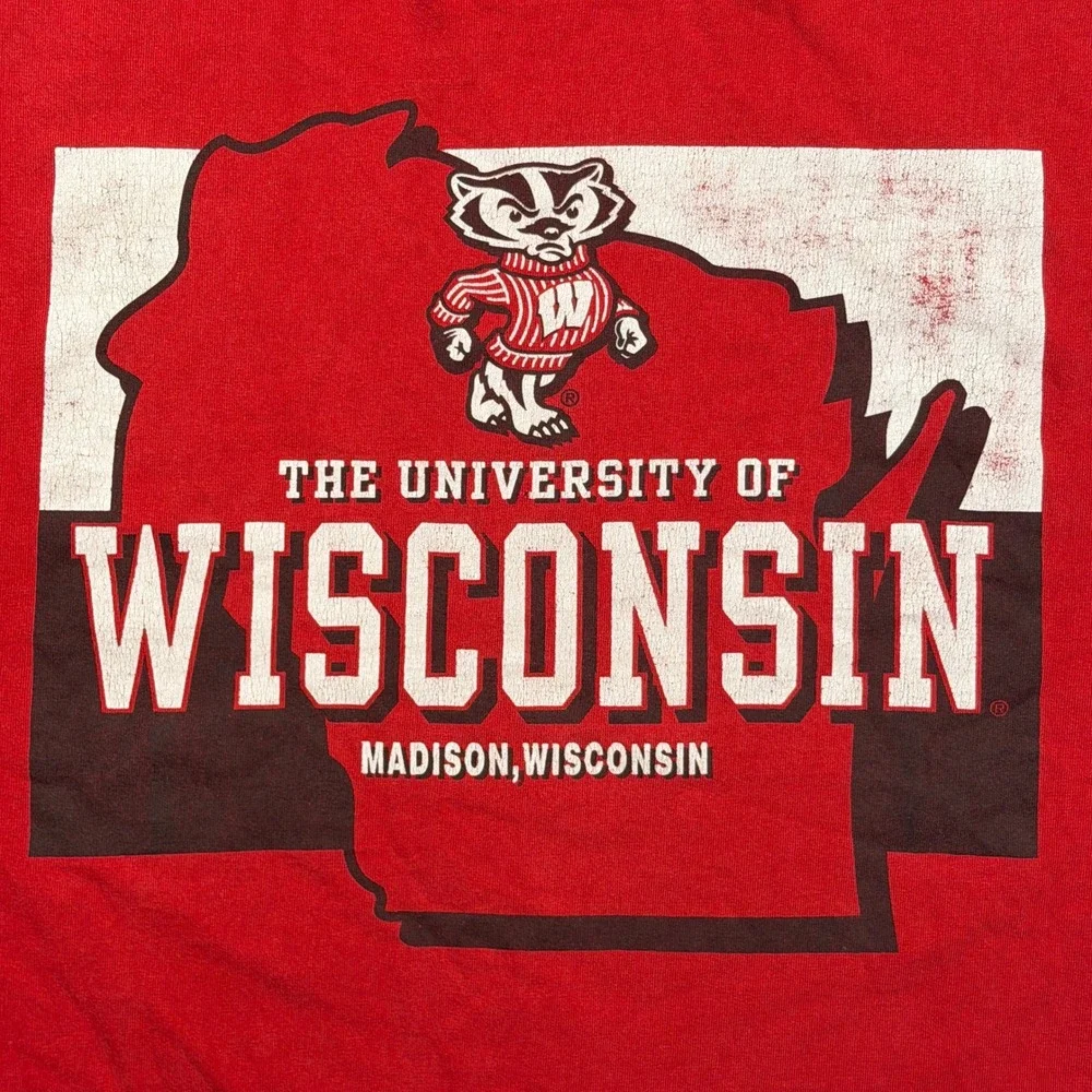 JanSport Wisconsin Madison T Shirt Red Bucky Badger Graphic Tee Men Size M / L